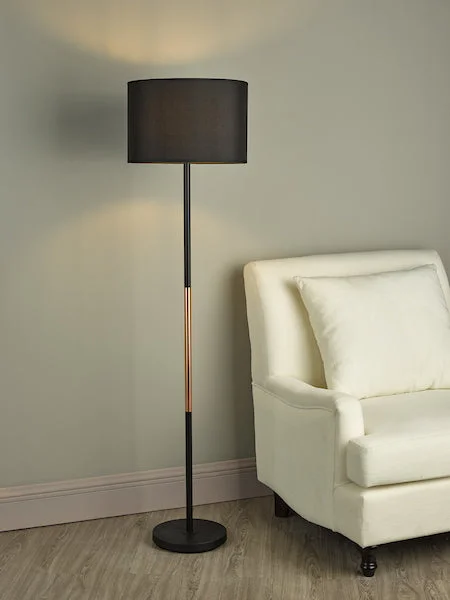 Victorian Style Floor Lamp for Traditional and Elegant InteriorsVictorian Style Floor Lamp for Traditional and Elegant InteriorsDar Kelso Floor Lamp Matt Black Polished Copper with Shade